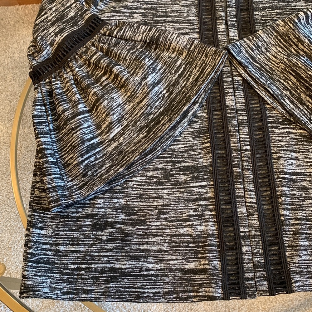 August Silk Open Front Jacket Size M - Picture 11 of 16